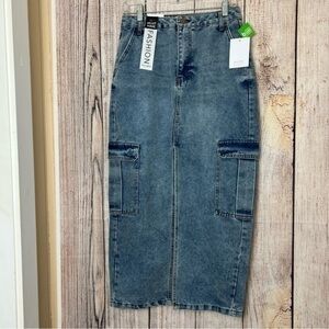 Love fire  Maxi Denim slit  Skirt size juniors 7